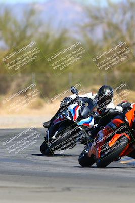 media/Mar-12-2022-SoCal Trackdays (Sat) [[152081554b]]/Turn 2 (1145am)/